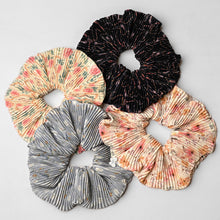 SS26 Crinkle Scrunchie