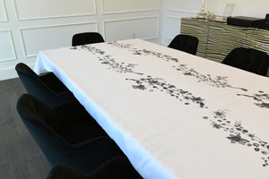 Black and White Double Runner
