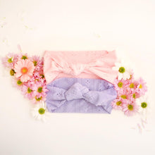 Eyelet Knot Band