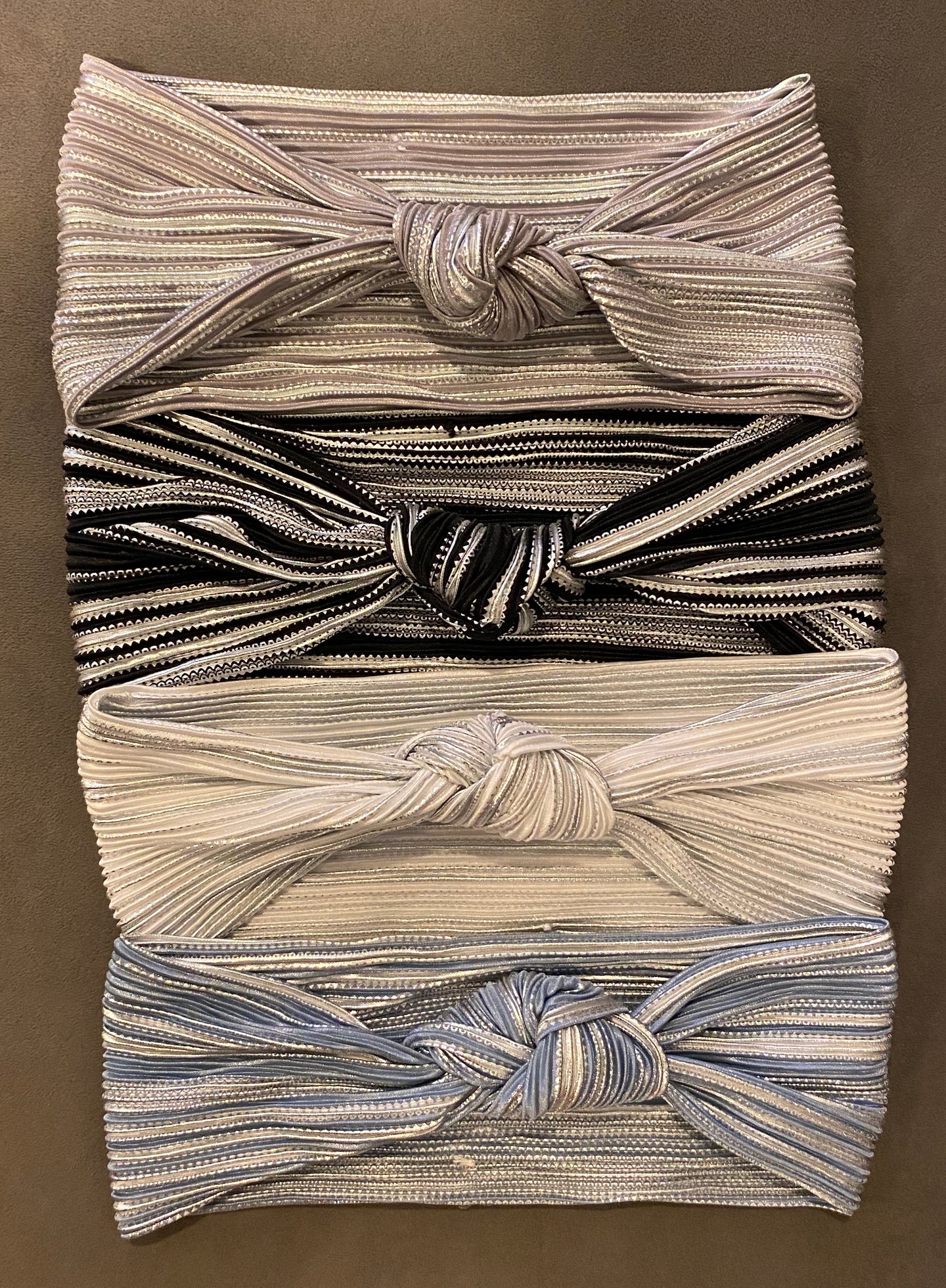Silver Scalloped detailed Bands- Knots