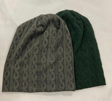 The chain stretch Beanie