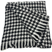 Houndstooth Throw Blanket