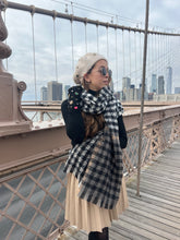 New York Houndstooth Scarf